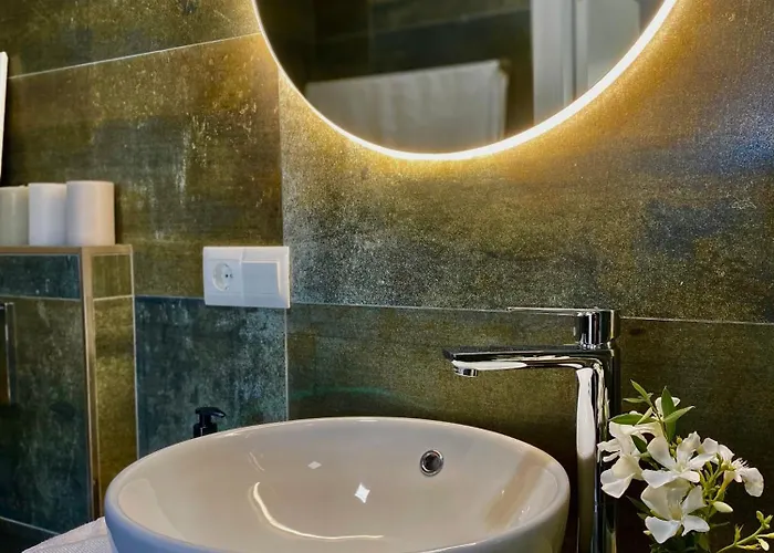 Apartament Filipinas, Lemoni *