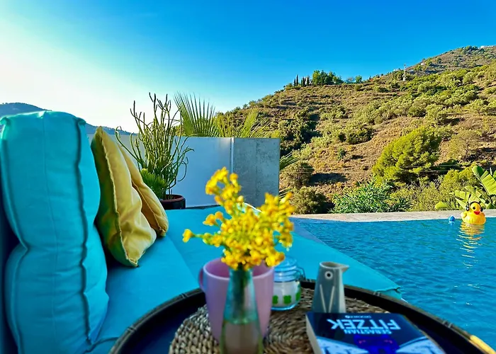 Apartament Filipinas, Lemoni